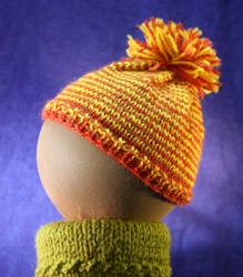 Baby Hat with Pom Pom image