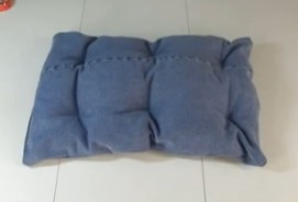 Diy dog outlet bed with pillows