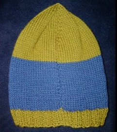 Easy knitting pattern for hats with straight needles