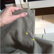 Stitches on Pants Zipper Placket